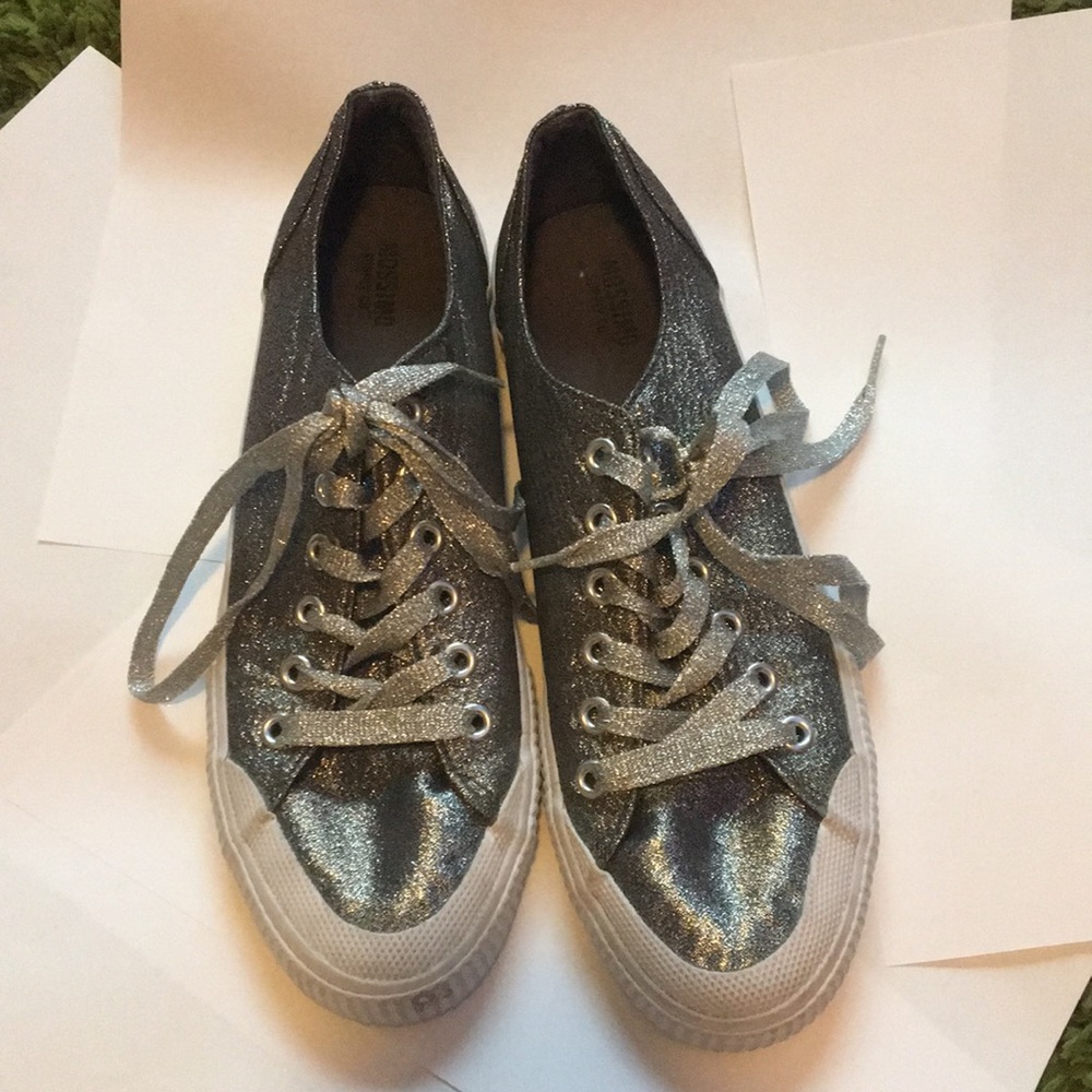 Sparkly shoes size 7